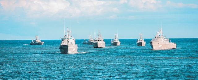 China has unveiled the world's first artificial intelligence-controlled'mother ship